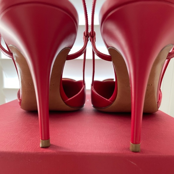 ❌SOLD❌ VALENTINO VLogo Signature Calfskin Slingbacks 80mm - Picture 12 of 13